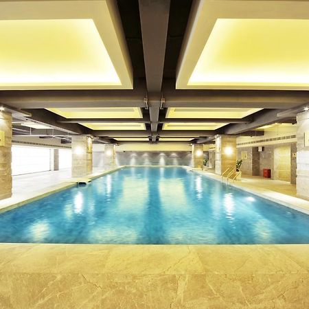 Royal Suites & Towers Vuhan Kültér fotó