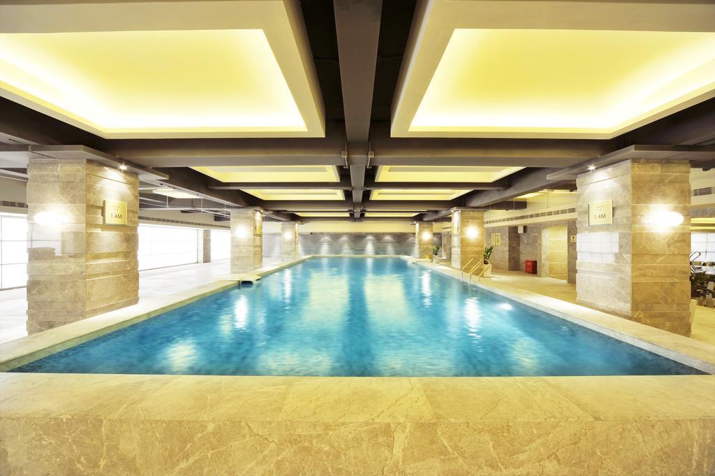 Royal Suites & Towers Vuhan Kültér fotó
