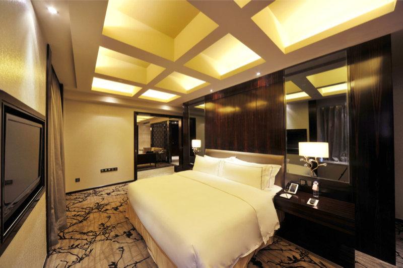 Royal Suites & Towers Vuhan Kültér fotó